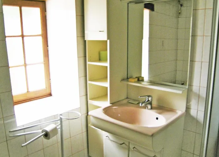 Casa de Férias 2 Bedroom Awesome In Morsalines