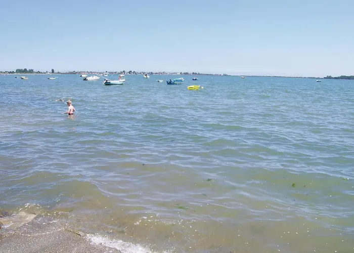 2 Bedroom Awesome In * Morsalines